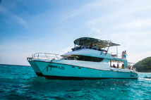 ทัวร์ล่องเรือยอร์ชภูเก็ต เกาะไม้ท่อน เกาะราชา Power Catamaran Sunset Cruise Program A